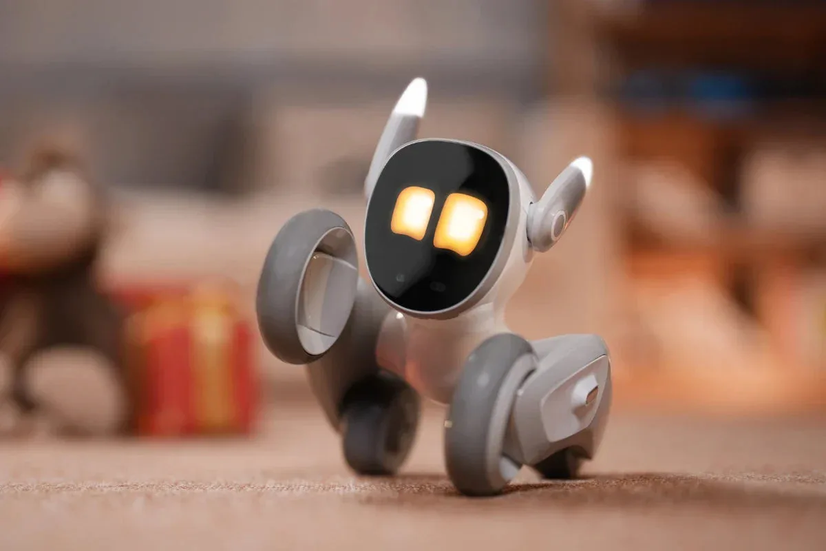 Loona Petbot robot exploring a living room